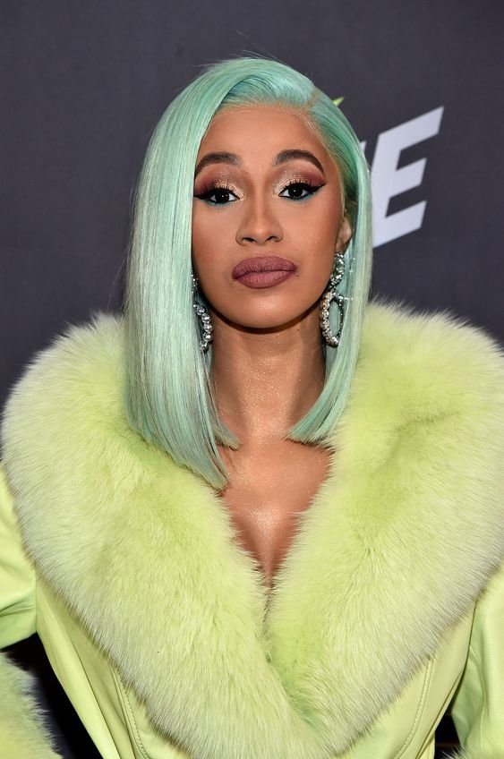 Cardi B 2