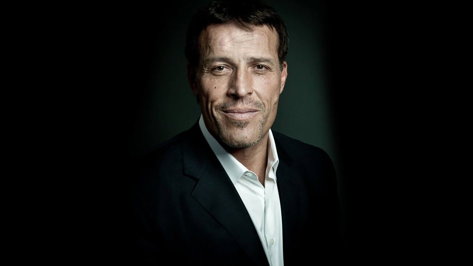 Tony Robbins’ Total Net Worth: How Much Did He Earn?