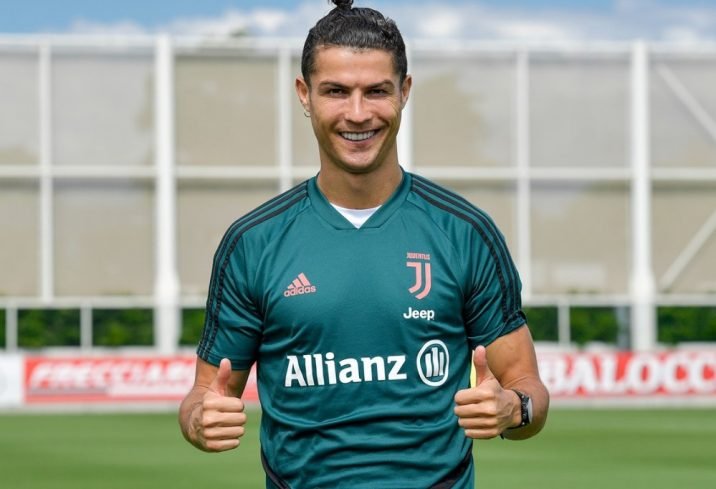 Cristiano Ronaldo Total Net Worth: How Much Does He Earn?