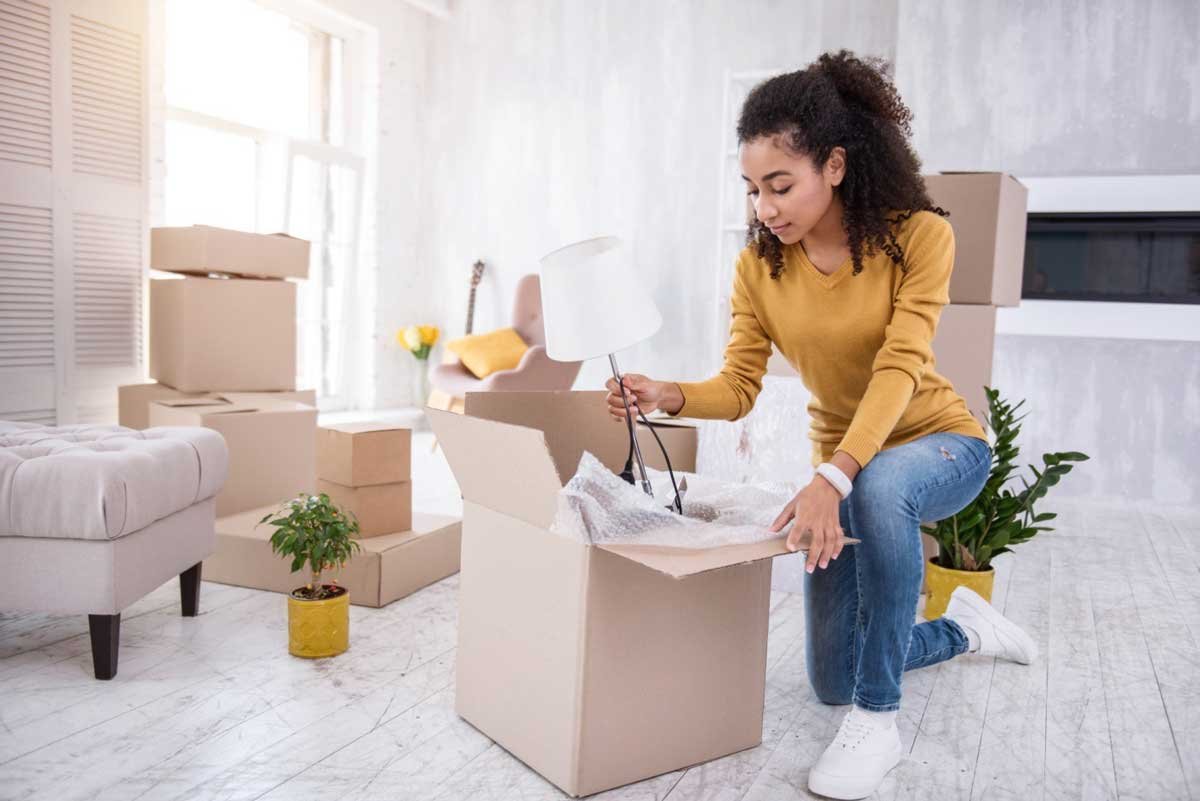 How to Move From a House to an Apartment Like a Pro