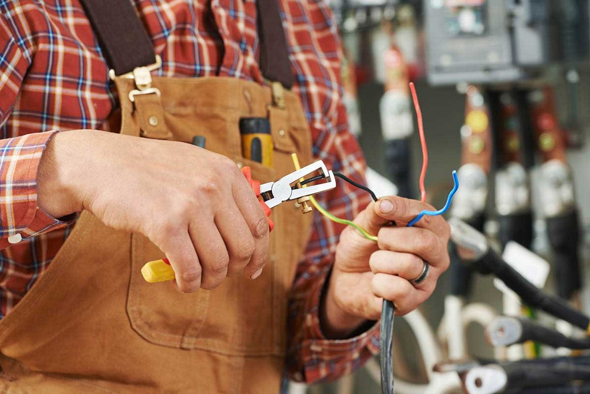 How to Find the Best Electrician Near You