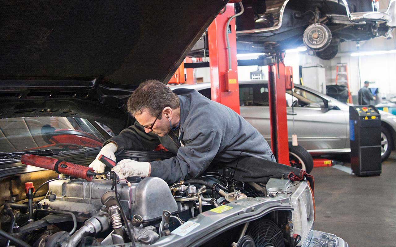 Choosing an Automotive Repair Shop