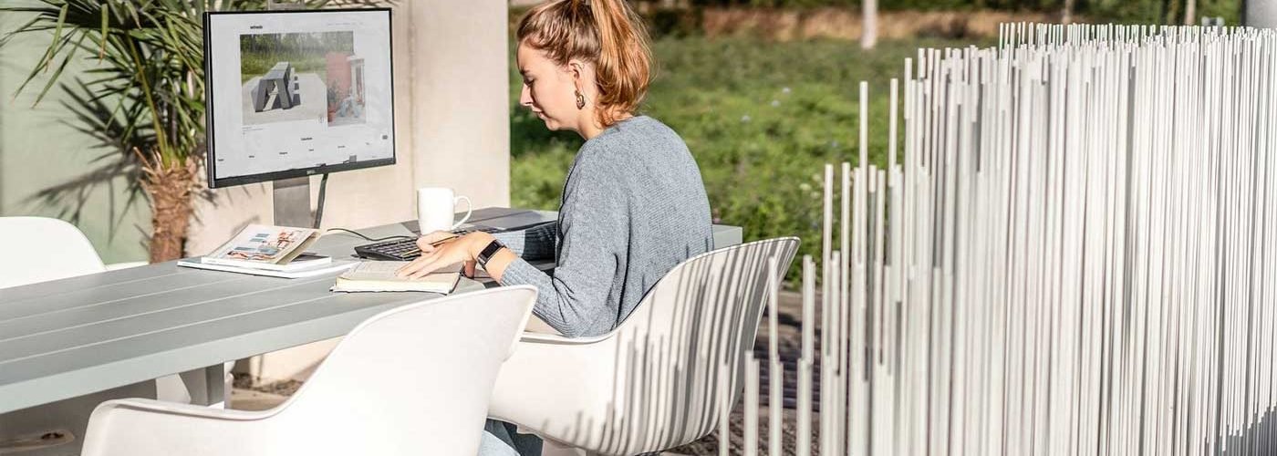 Creating an Outdoor Workspace