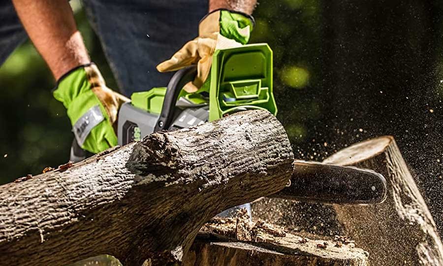 The Best Battery Chainsaws for small projects.