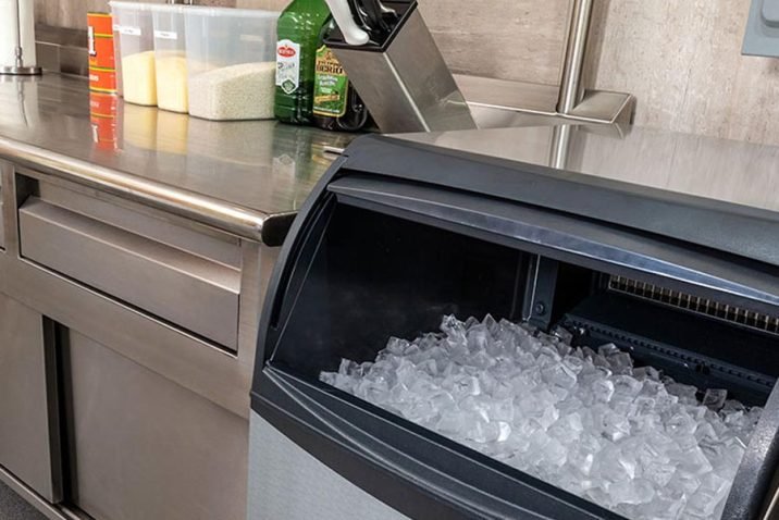 5 Questions to Ask Before Buying a Commercial Ice Machine