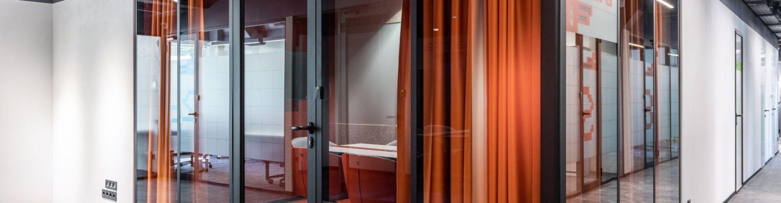 How to Choose the Right Glass Door for Your Business