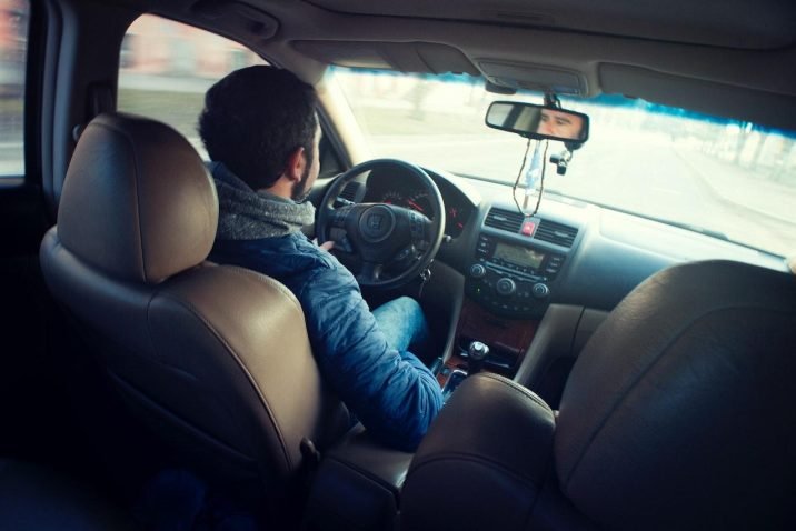 Choosing the Best Ridesharing Option for Your Needs