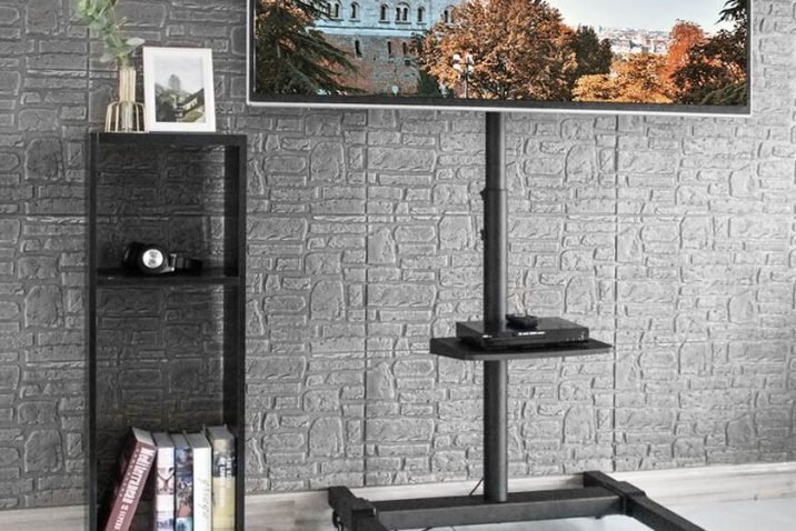 Stay Mobile with a Rolling TV Stand