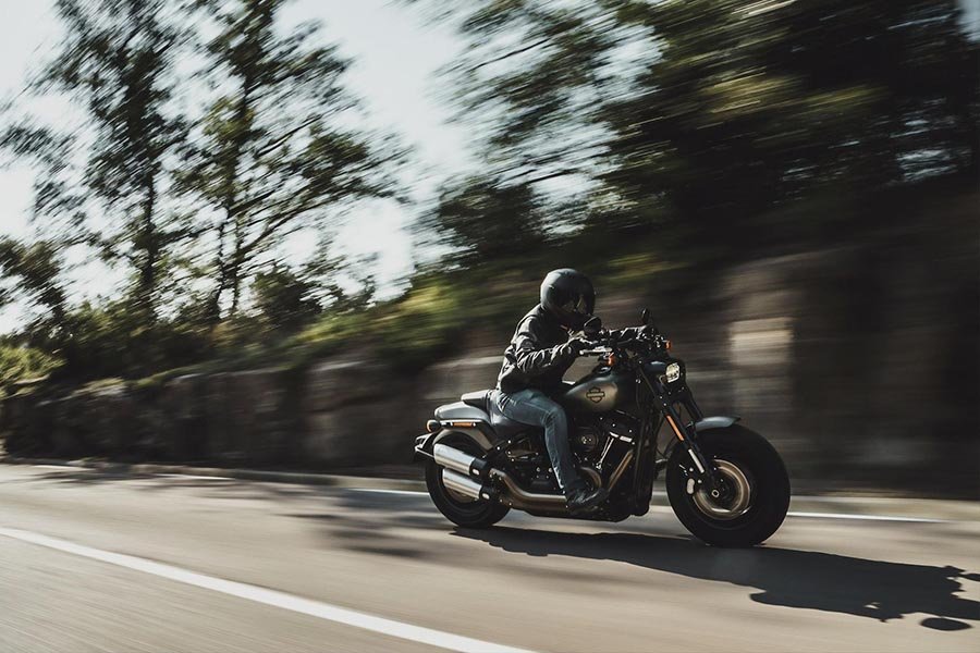 10 Essential Pieces of Motorcycle Gear for a Safe and Stylish Ride