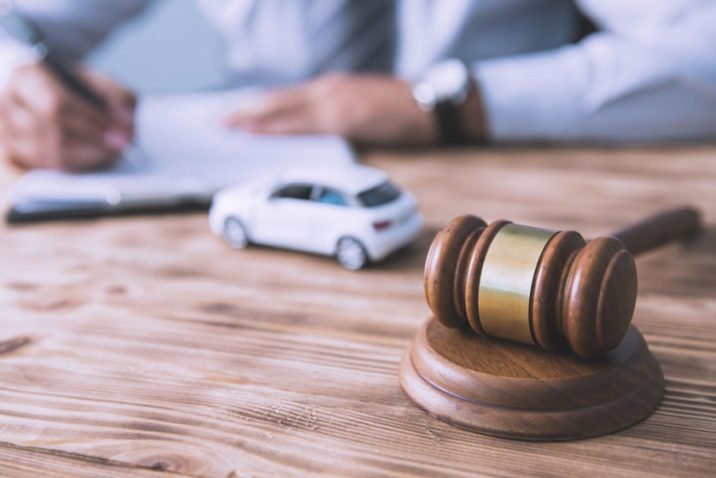 How to Avoid Common Mistakes When Selecting a Chicago Car Accident Attorney