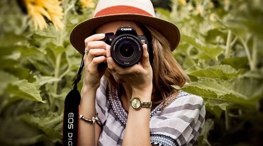 Why Investing in Stock Images Can Improve Your Blog's Visual Appeal