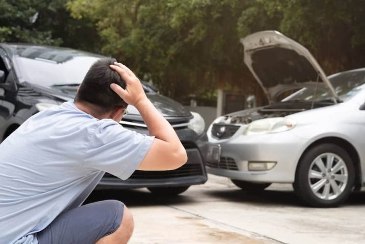 Stay Calm and Safe After a Car Accident