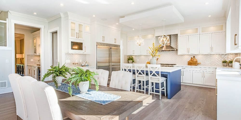 8 Reasons Why White Kitchen Cabinets are Always Trending