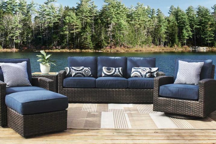 Outdoors Lounge Furniture