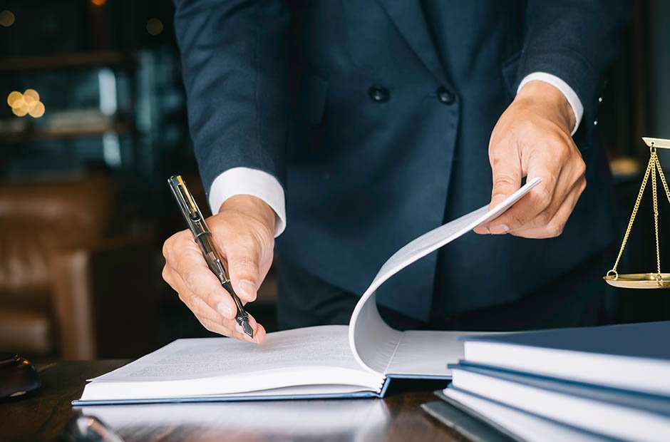 When Is an Employment Lawyer Necessary in Los Angeles?