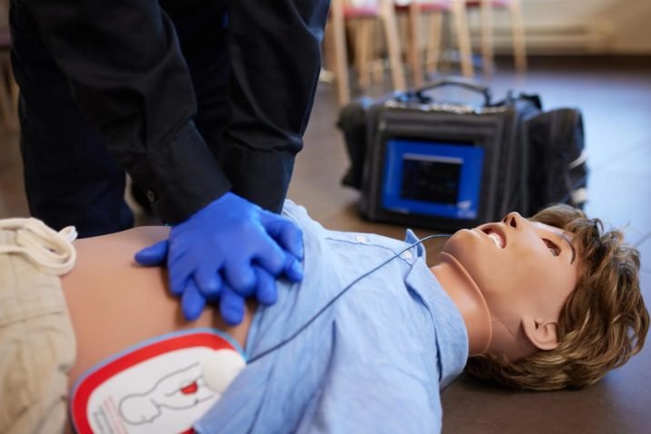The Crucial Role of High-Fidelity Simulation in Modern Medical Training 1