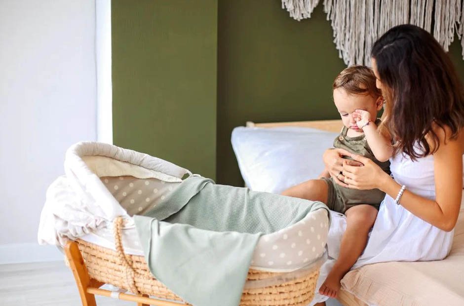 Choosing Baby's First Bed Crib vs Moses Basket Comparison