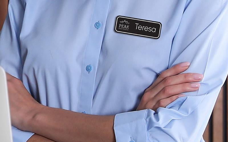Unveiling the Benefits of Employee Uniforms 1