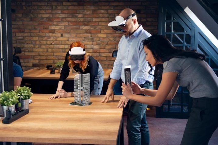 Merging BIM and Augmented Reality
