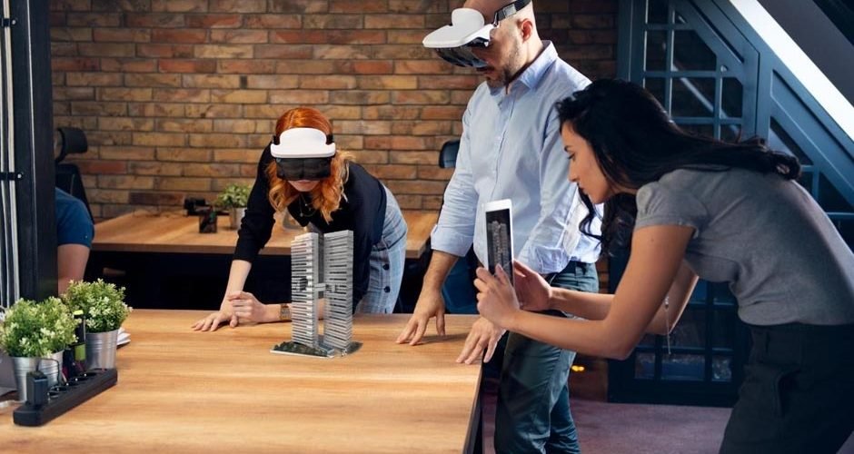 Merging BIM and Augmented Reality