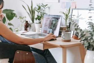 Creating a Healthy Workspace