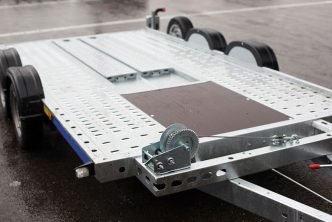 What Should You Look for in a Tilt Trailer