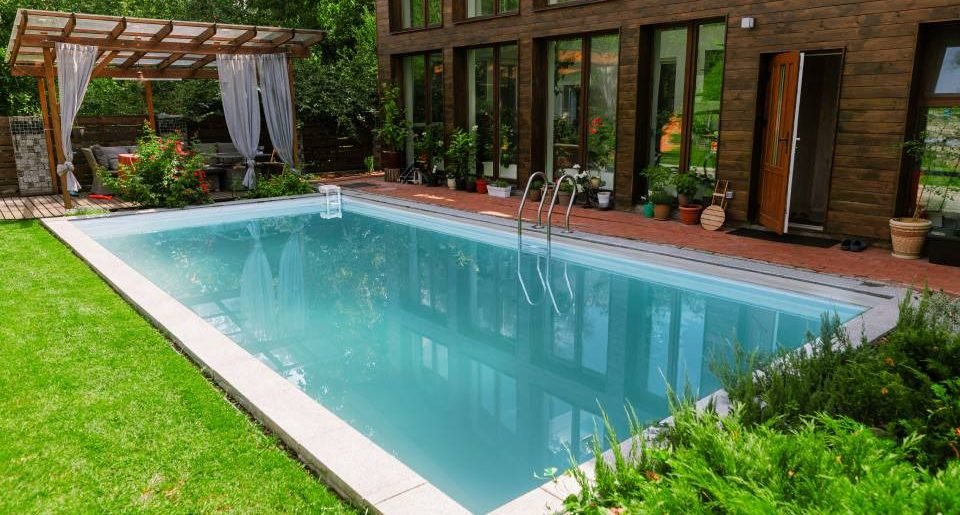 why-you-should-hire-expert-pool-builders-for-your-1